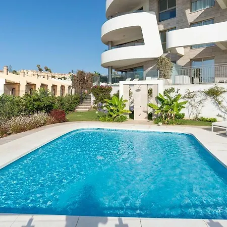 Veraxul Aria By The Serene Seafront Luxury Apartment Fuengirola