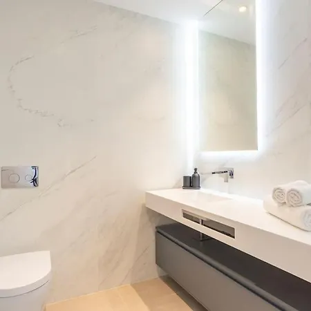 Veraxul Aria By The Serene Seafront Luxury