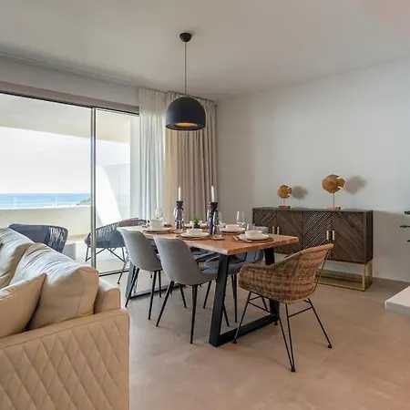 Apartment Veraxul Aria By The Serene Seafront Luxury